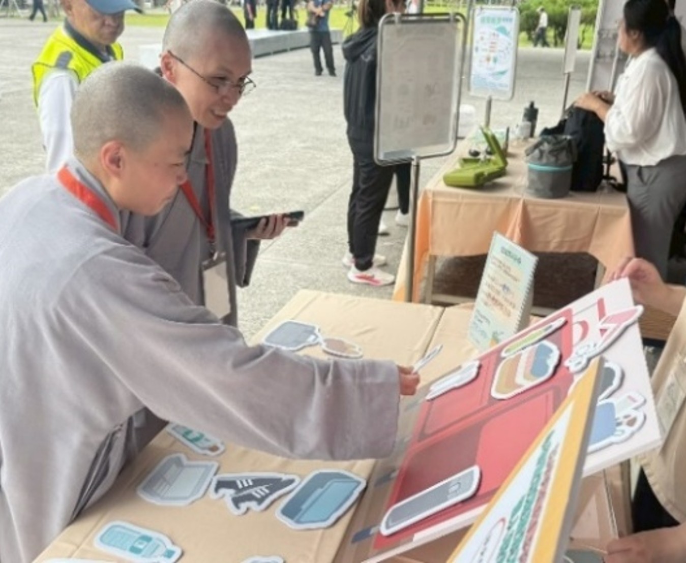 2025法鼓山心靈環保日-推廣旅宿備品自己帶，鼓勵民眾自備衛生用品