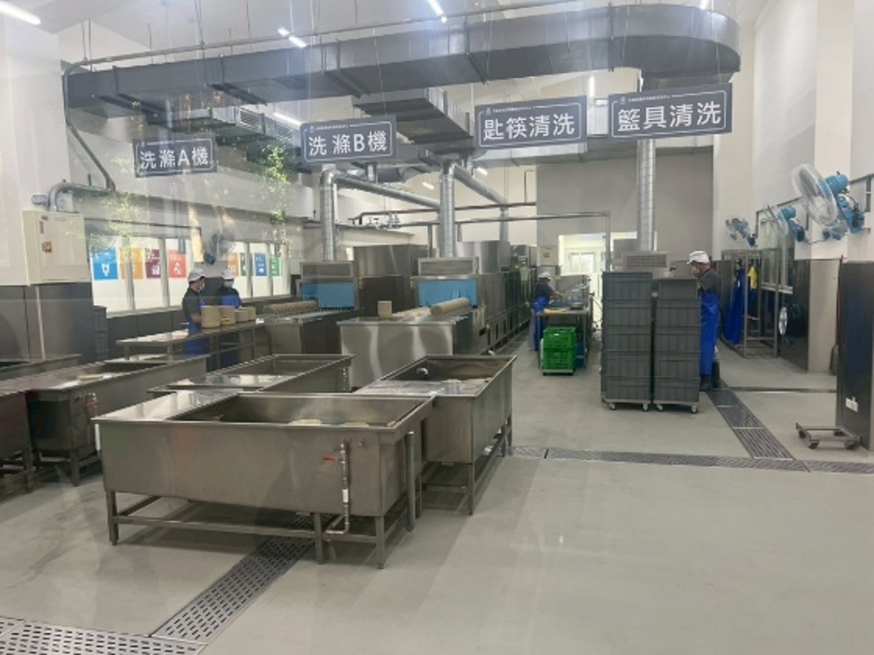 花蓮縣全國首創「環保餐具租借及清洗中心」